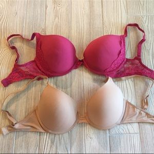 2 Victoria Secret Bras